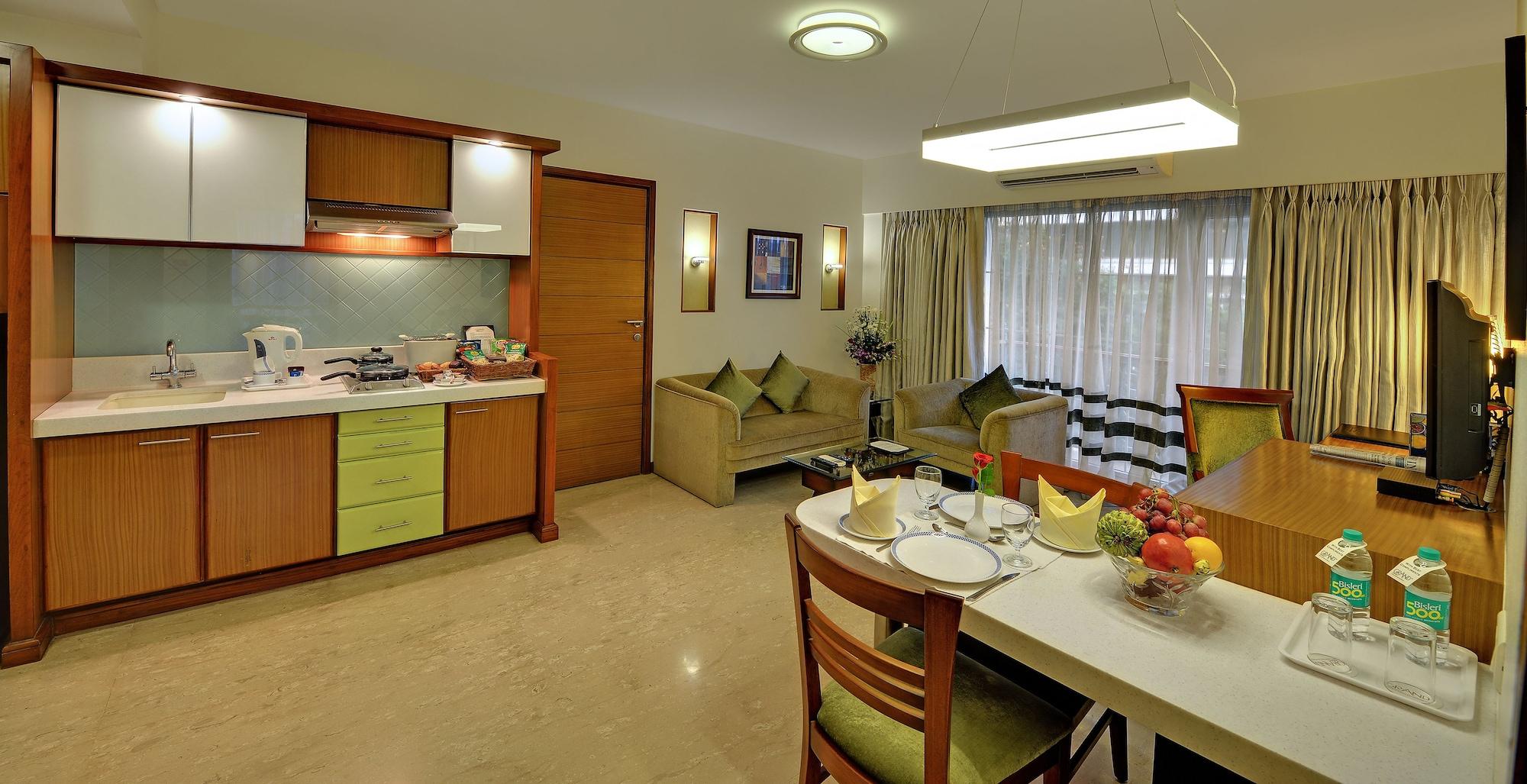 Grand Residency Hotel & Serviced Apartments Mumbai Exterior photo