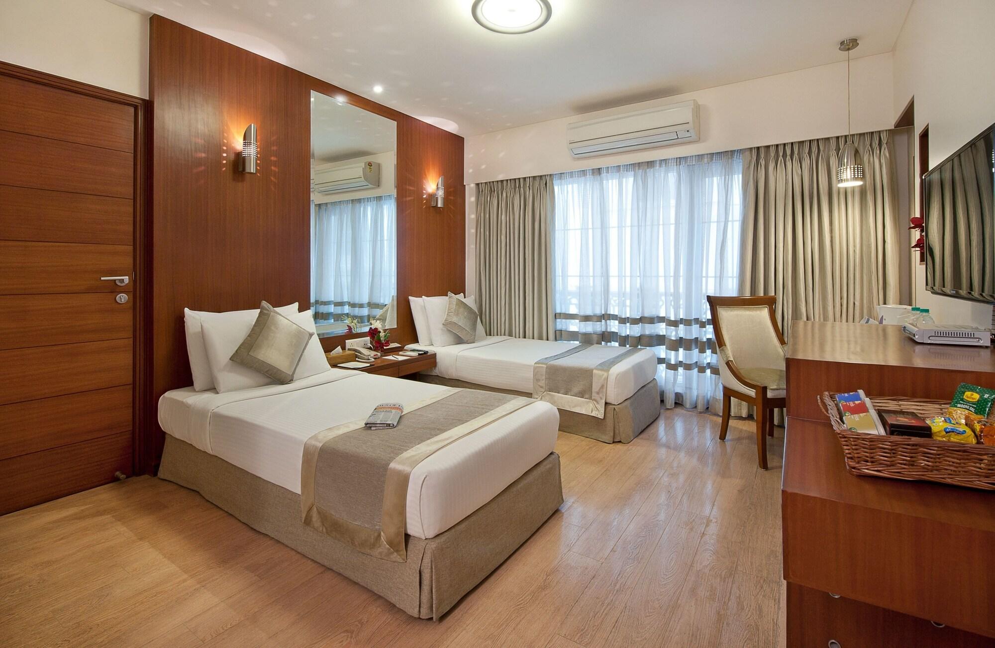 Grand Residency Hotel & Serviced Apartments Mumbai Exterior photo