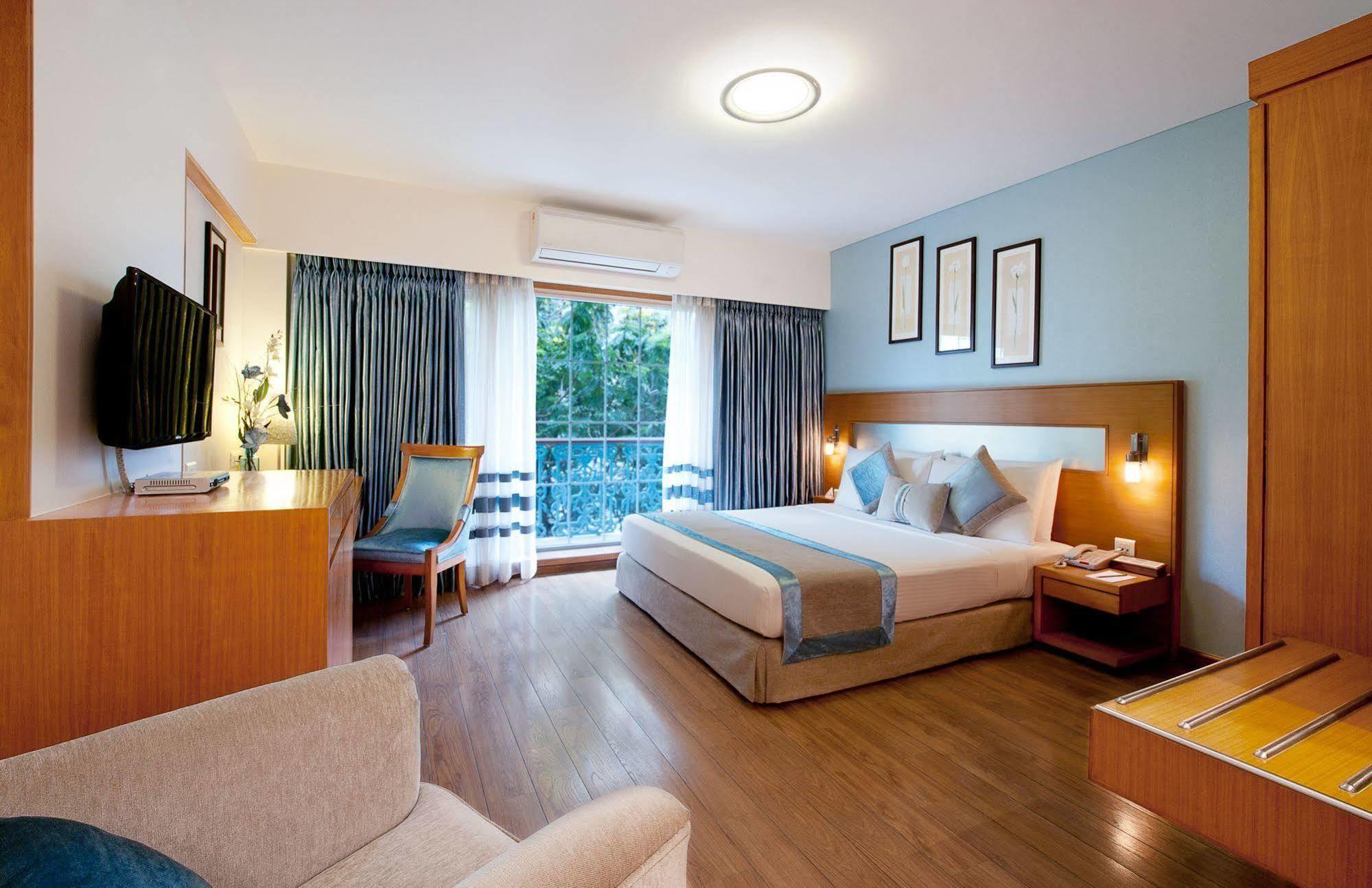Grand Residency Hotel & Serviced Apartments Mumbai Exterior photo